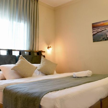 כפר נופש קלי"ה ים המלח Hotell Kalia Exteriör bild