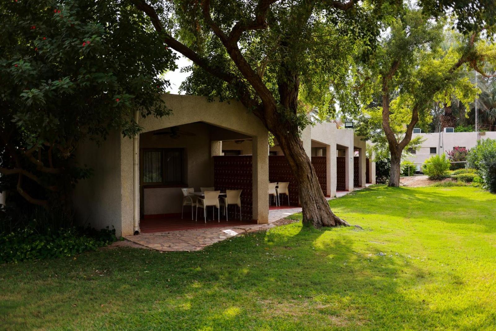 כפר נופש קלי"ה ים המלח Hotell Kalia Exteriör bild