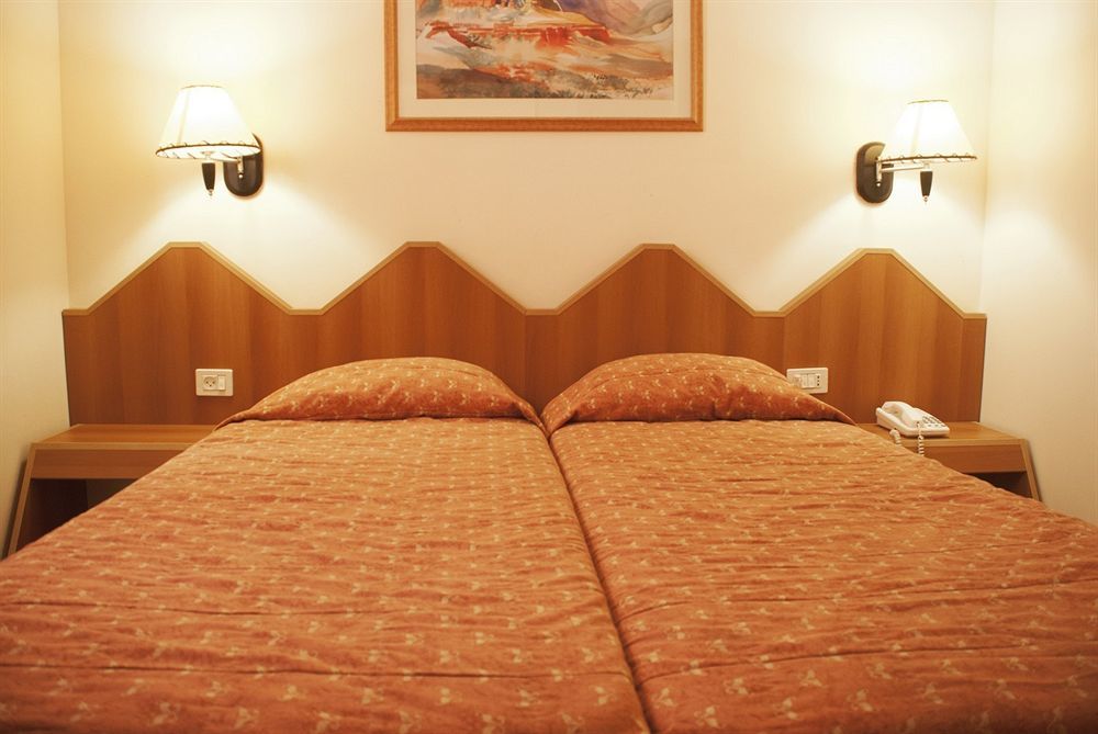 כפר נופש קלי"ה ים המלח Hotell Kalia Exteriör bild